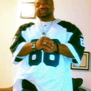 Meet your Posher, Dontae